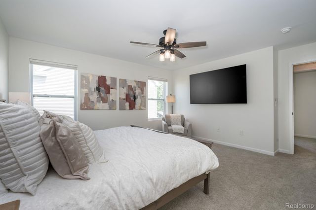 425 Knollwood Drive, Brandon Charter Township, MI 48462
