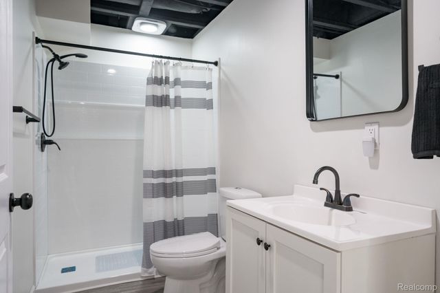 425 Knollwood Drive, Brandon Charter Township, MI 48462