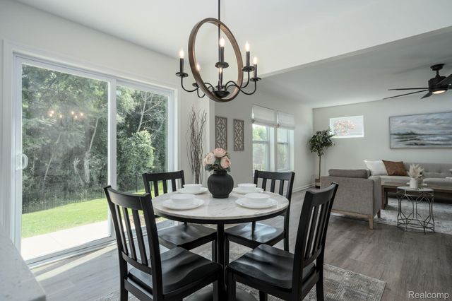 425 Knollwood Drive, Brandon Charter Township, MI 48462