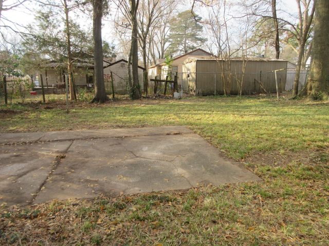 2825 Corbitt Street, Shreveport, LA 71108