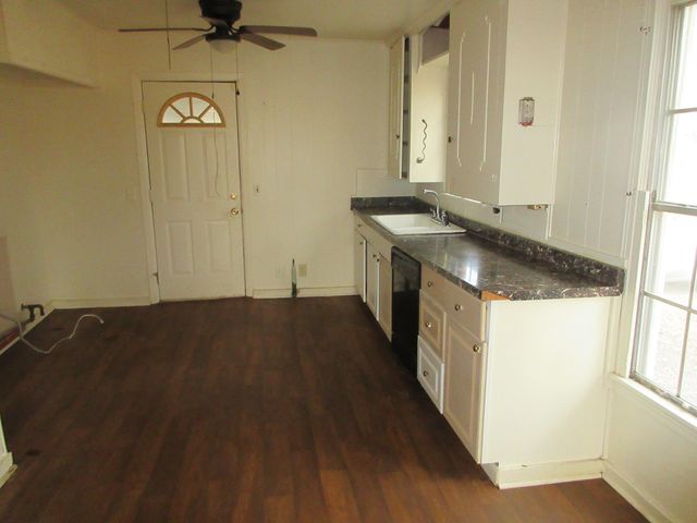 2825 Corbitt Street, Shreveport, LA 71108