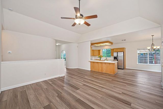 2926 Thrasher Ct, Cameron Park, CA 95682