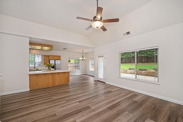 2926 Thrasher Ct, Cameron Park, CA 95682