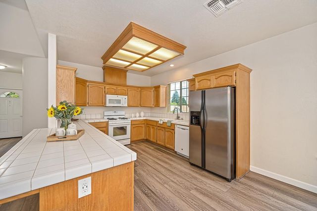 2926 Thrasher Ct, Cameron Park, CA 95682