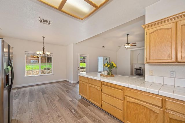 2926 Thrasher Ct, Cameron Park, CA 95682