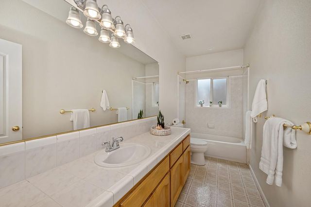 2926 Thrasher Ct, Cameron Park, CA 95682