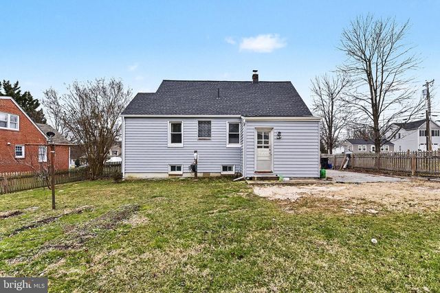 4818 RIDGE RD, Rosedale, MD 21237