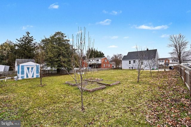 4818 RIDGE RD, Rosedale, MD 21237