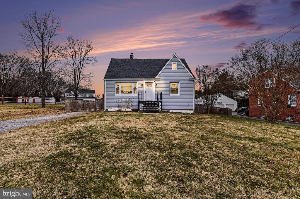 4818 RIDGE RD, Rosedale, MD 21237