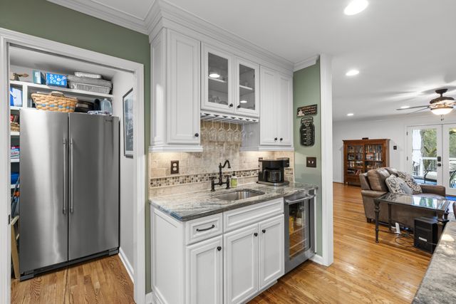 1004 Perkins Ln, Franklin, TN 37069