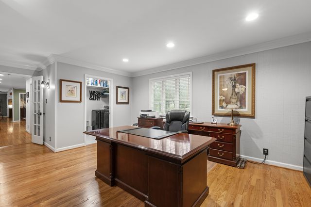 1004 Perkins Ln, Franklin, TN 37069