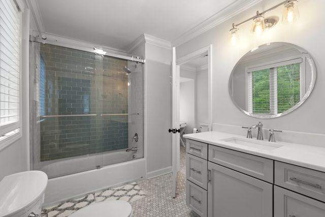 1004 Perkins Ln, Franklin, TN 37069