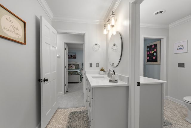 1004 Perkins Ln, Franklin, TN 37069