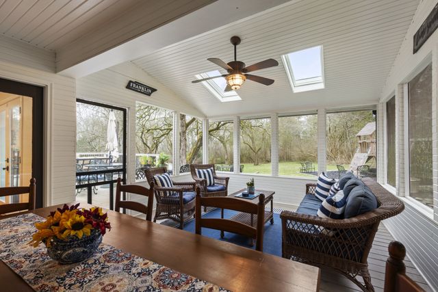 1004 Perkins Ln, Franklin, TN 37069