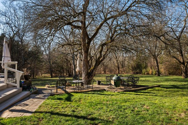 1004 Perkins Ln, Franklin, TN 37069