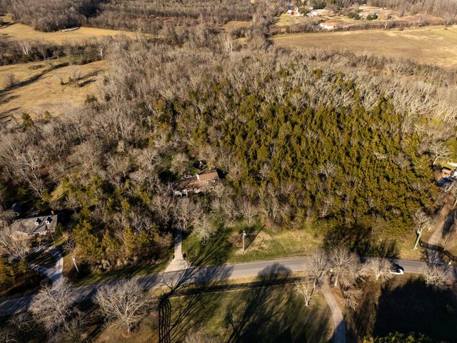 1004 Perkins Ln, Franklin, TN 37069