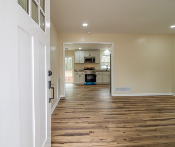 504 Orange Court, Lexington, SC 29073