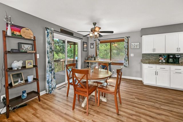 1661 Manchester DRIVE, Grafton, WI 53024