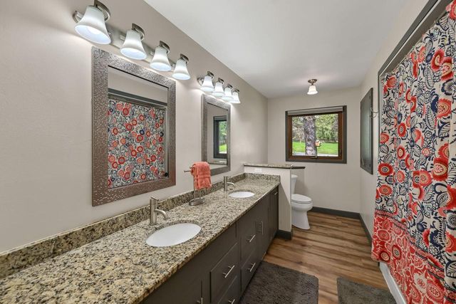 1661 Manchester DRIVE, Grafton, WI 53024