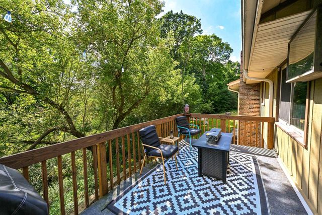 1661 Manchester DRIVE, Grafton, WI 53024