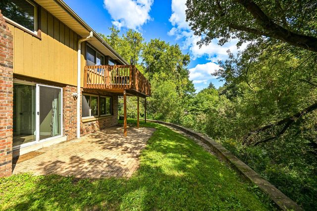 1661 Manchester DRIVE, Grafton, WI 53024