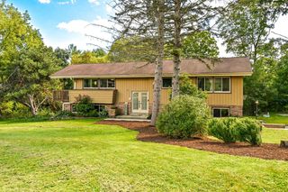 1661 Manchester DRIVE, Grafton, WI 53024
