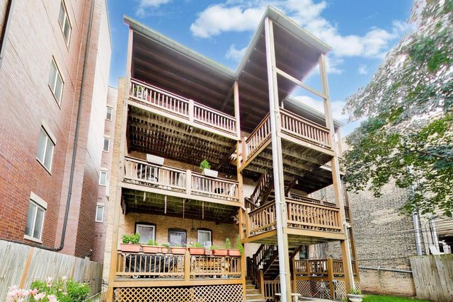 923 W Irving Park Road 2E, Chicago, IL 60613