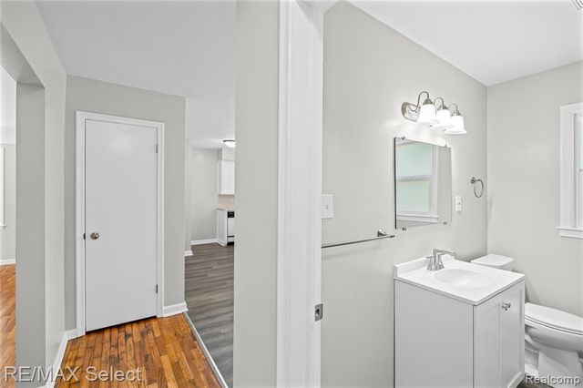1920 Greenbrook Lane, Flint, MI 48507