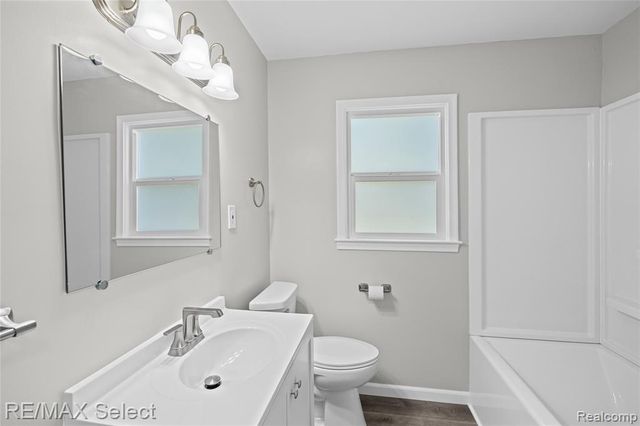 1920 Greenbrook Lane, Flint, MI 48507