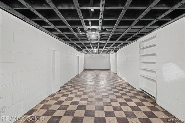 1920 Greenbrook Lane, Flint, MI 48507