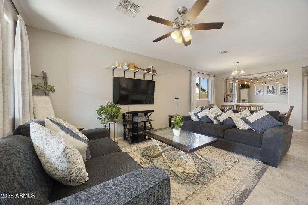 18259 W IDA Lane, Surprise, AZ 85387 — photo 4