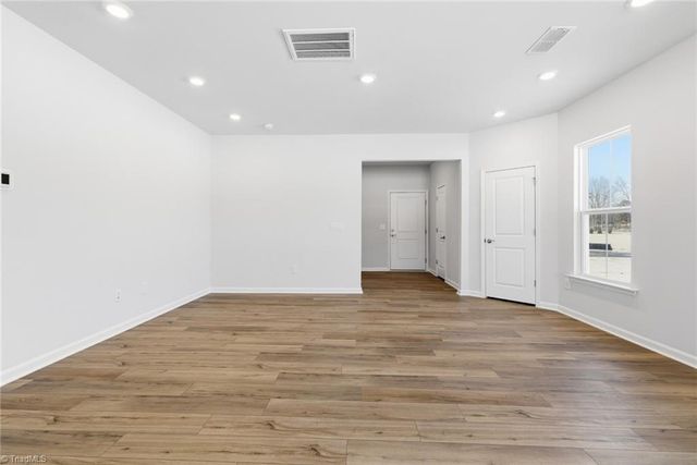 1588 Eckert Lane, Whitsett, NC 27377