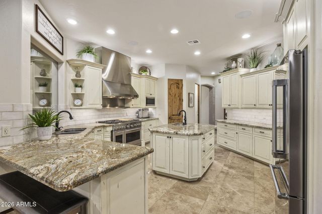 3912 E MINTON Circle, Mesa, AZ 85215
