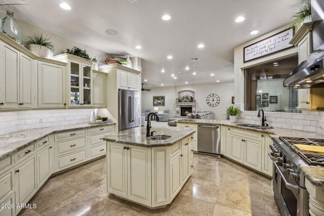 3912 E MINTON Circle, Mesa, AZ 85215