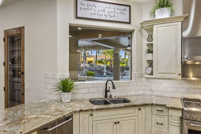 3912 E MINTON Circle, Mesa, AZ 85215