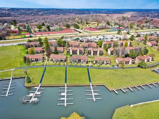 55 Vail Colony 6, Fox Lake, IL 60020