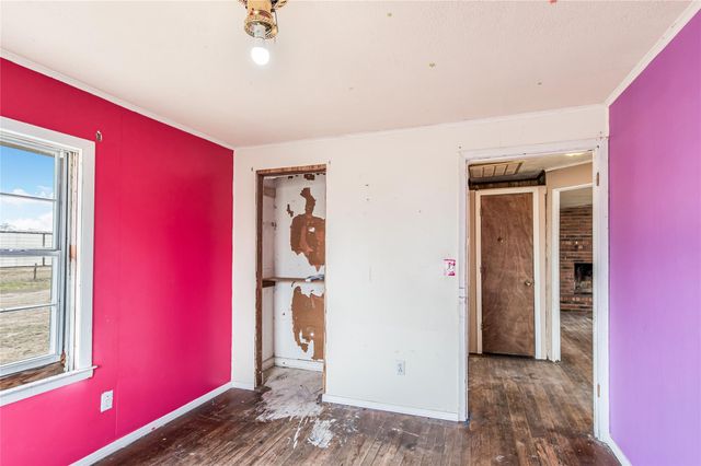 107 Leaning Oaks Street, Somerville, TX 77879