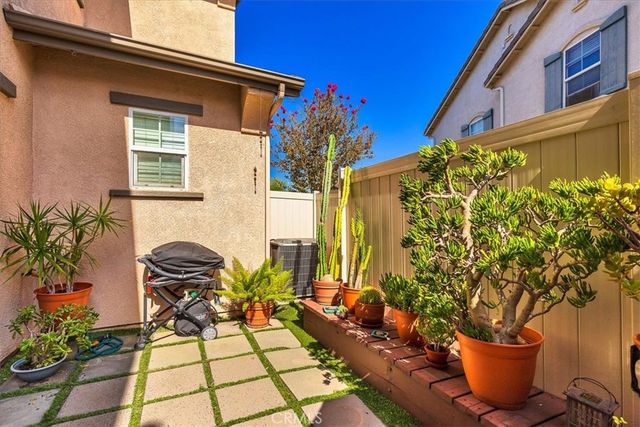 31798 Biagio Way, Winchester, CA 92596