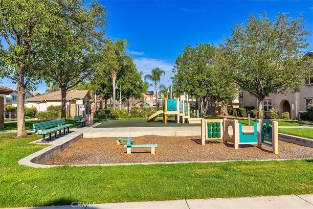 31798 Biagio Way, Winchester, CA 92596