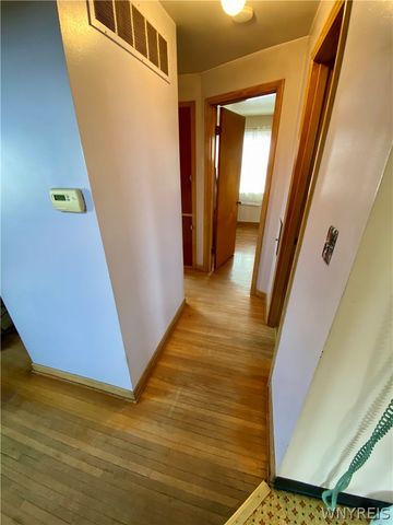 6 Nokomis Parkway, Cheektowaga, NY 14225