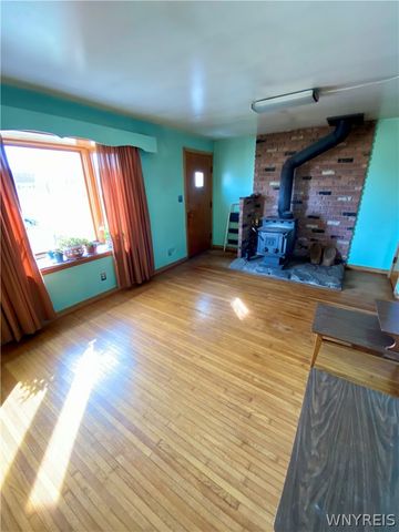 6 Nokomis Parkway, Cheektowaga, NY 14225