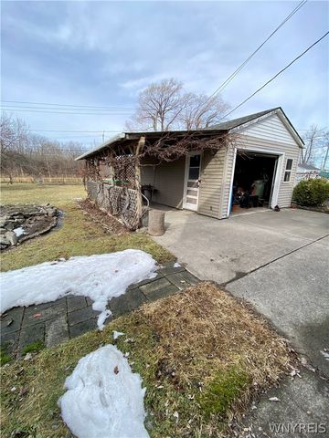 6 Nokomis Parkway, Cheektowaga, NY 14225