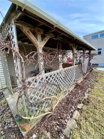 6 Nokomis Parkway, Cheektowaga, NY 14225