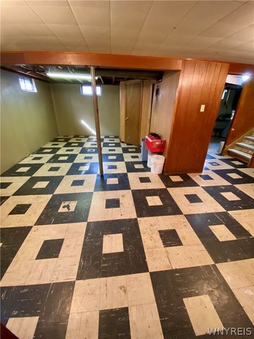 6 Nokomis Parkway, Cheektowaga, NY 14225