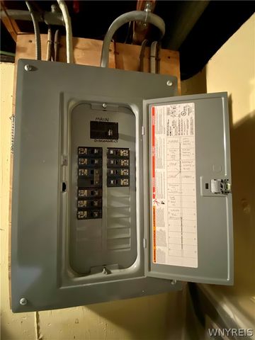 6 Nokomis Parkway, Cheektowaga, NY 14225