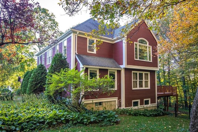 8 Samuel Harrington Rd, Westborough, MA 01581