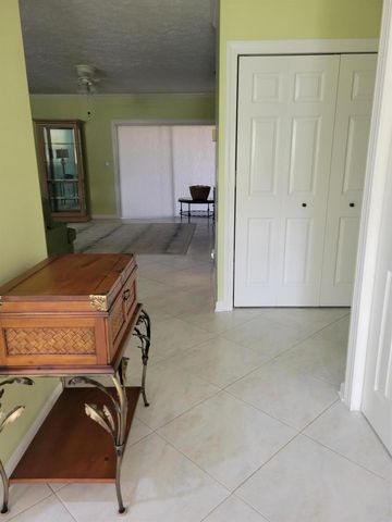 2185 SE Wild Meadow Circle, Port St. Lucie, FL 34952