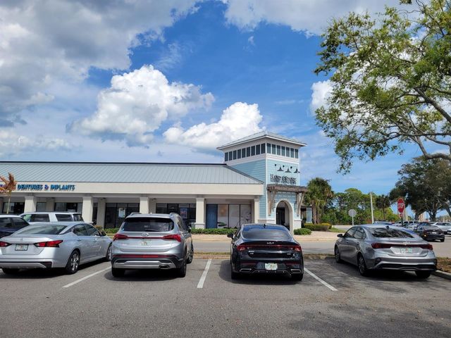 2185 SE Wild Meadow Circle, Port St. Lucie, FL 34952