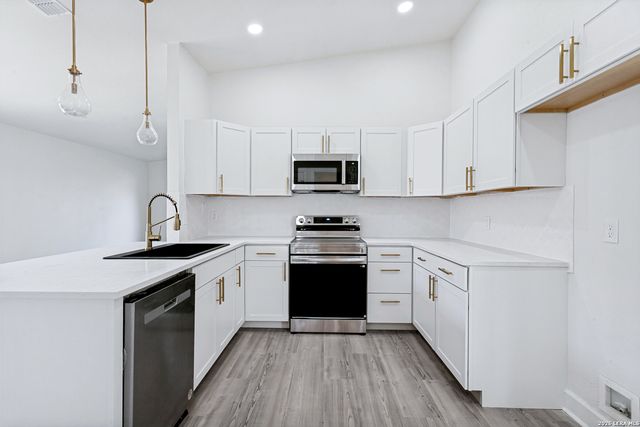 4479 Hay Market, San Antonio, TX 78217