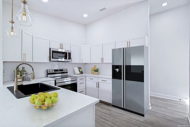 4479 Hay Market, San Antonio, TX 78217